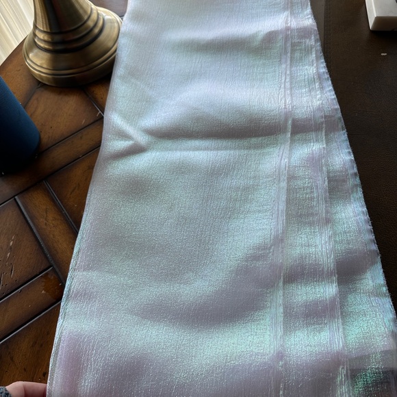 Fabric - Picture 6 of 8